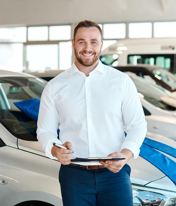 Consultor em loja de veículos